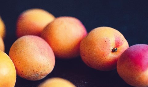 Peach atau Persik