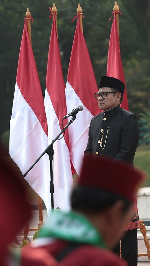 FOTO: Gelar Apel dan Parade Kesaktian Pancasila di Tugu Proklamasi, Cak imin Hadir dalam Balutan Busana Betawi