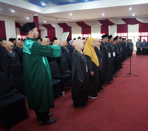 136 Dewan Hakim MTQ Ke-XXX Provinsi Jawa Timur Resmi Dilantik