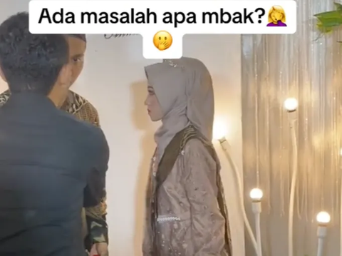 Frowning during proposal, the prospective bride is mistaken for having her period