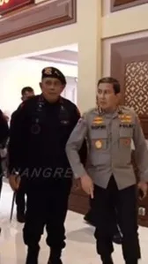 Tim Irwasum Polri dipimpin oleh Komjen Polisi Ahmad Dofiri mendatangi Gedung Gineung Pratidina, Mako Brimob Kelapa Dua, Depok, Jawa Barat.<br>