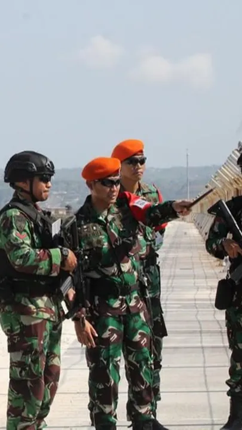 Potret Pasukan Kopasgat TNI Siaga Penuh, Bersenjata Lengkap Jaga KTT AIS di Bali