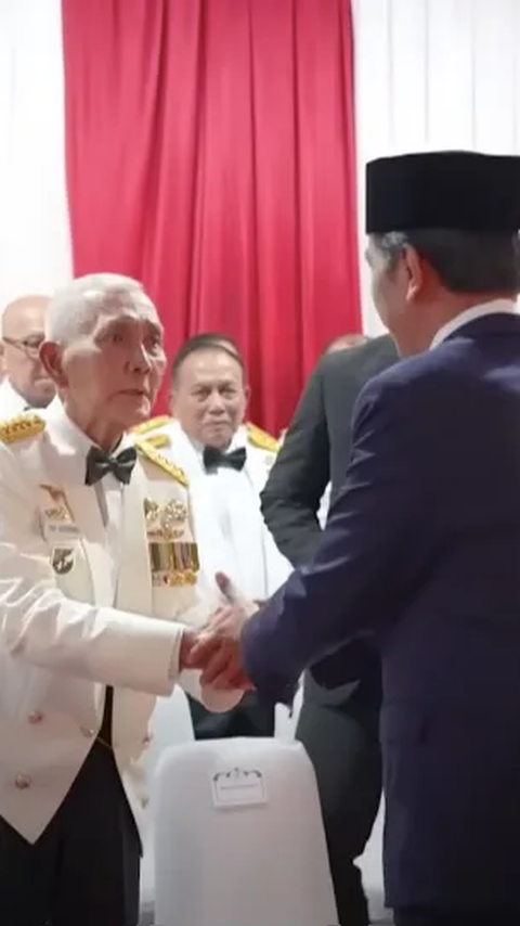 Pensiunan Jenderal Senior Berpengaruh RI SBY Sampai Try Sutrisno, Berseragam Lengkap 4 Bintang di Pundak