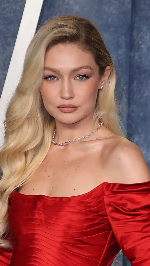 Reportedly Dating with Bradley Cooper, Here is Gigi Hadid’s Dating ...