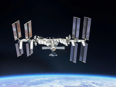 Satelit Starlink Milik Elon Musk Targetkan Masuk Indonesia 2024, Ini Respons Operator Seluler