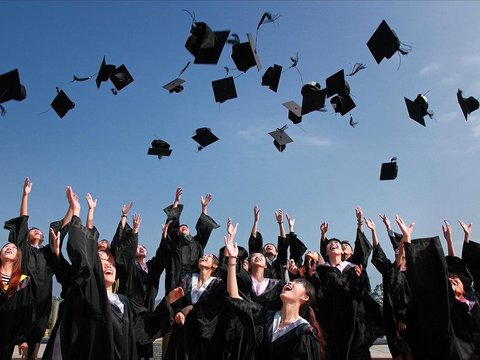 20 Ucapan Wisuda Bahasa Inggris Singkat, Penuh Makna dan Doa