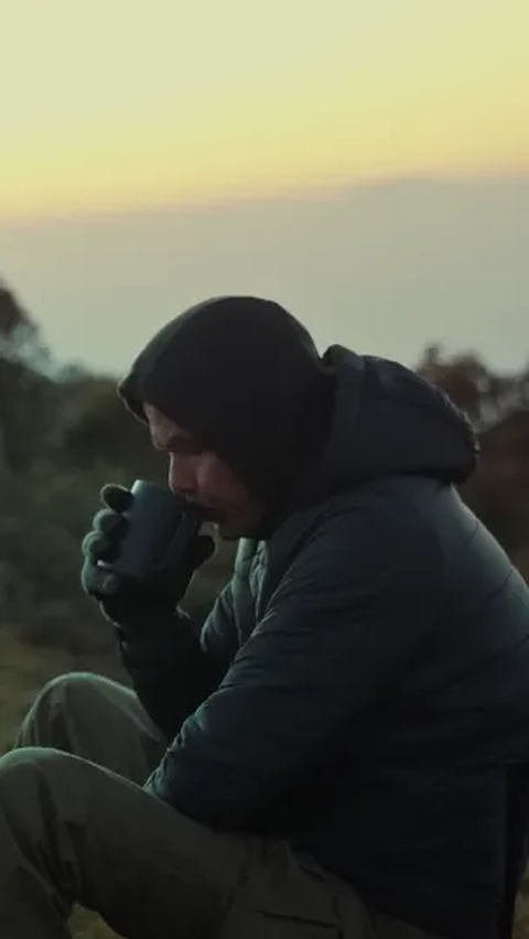 Sambil Ngopi di Puncak Gunung, Ganjar Ungkap Alasan Pemberian Nama Alam ke Sang Anak