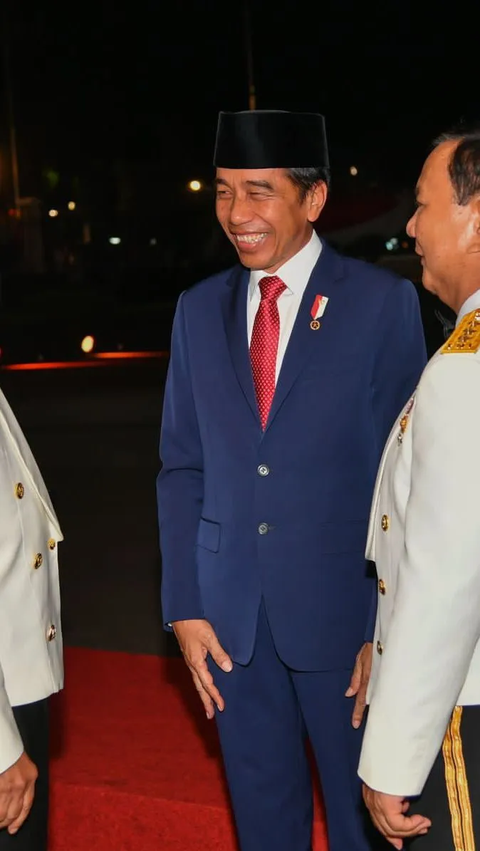 VIDEO: Momen Manis Jokowi & SBY di Parade Senja, Prabowo sampai Try Sutrisno  Beri Hormat