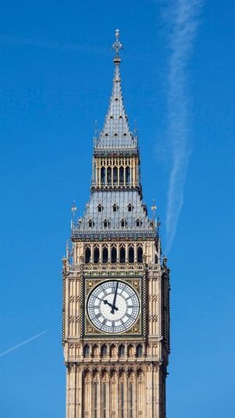 Madiun Kota Replika, Setelah Bangun Miniatur Ka'bah hingga Kereta Cepat Kini Kebut Monas
