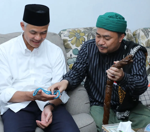 Sowan ke Para Kiai di Tasikmalaya, Ganjar Diskusi soal Strategi Memajukan Pendidikan Pesantren