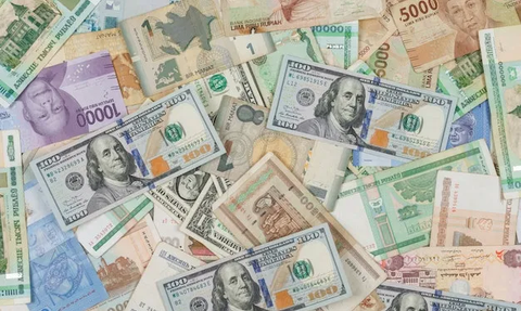 Terkena Dampak Perang Israel-Palestina, Kurs Rupiah Melemah ke Level Rp15.738 per USD