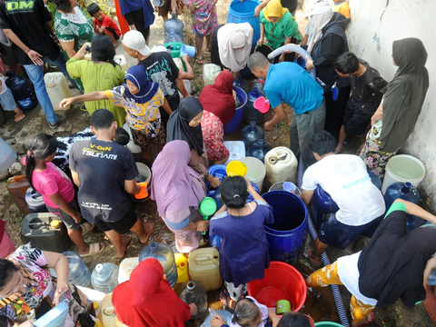 BPBD Banyuwangi Kirim Air Bersih Ke Wilayah Kekurangan Air
