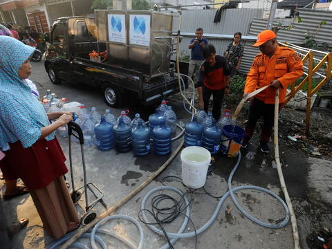 BPBD Banyuwangi Kirim Air Bersih Ke Wilayah Kekurangan Air
