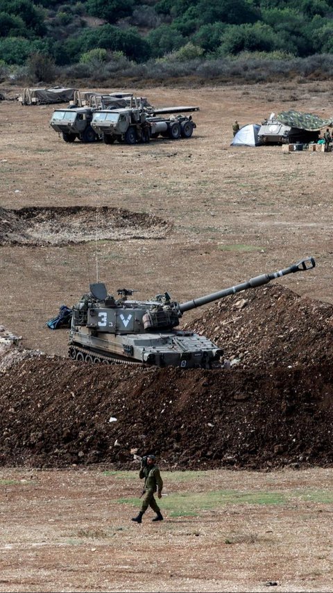 FOTO: Perang Kian Panas dan Meluas, Israel Serang Lebanon untuk Buru Anggota Hizbullah hingga Pasukan KONGA PBB Turut Menjaga Perbatasan