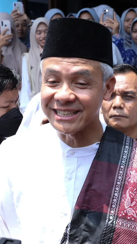 Momen Siswa MTs Ingin Dijadikan Anak Angkat dan Minta Peluk Ganjar