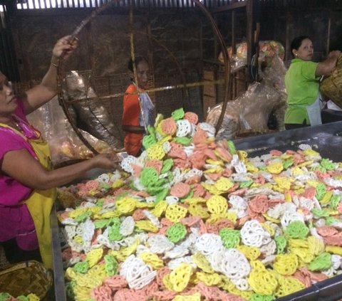 Gunakan Bahan Alami sejak 90 Tahun Silam, Kerupuk Bojonegoro Ini Bikin Ketagihan Warga Lokal hingga Mancanegara