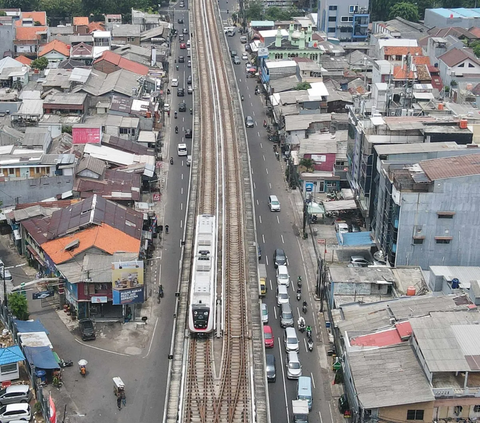 Direktur Utama PT Jakarta Propertindo (Jakpro) Iwan Takwin mengungkapkan, LRT Jakarta menjadi salah satu penyebab BUMD tersebut tak kunjung laba atau untung.