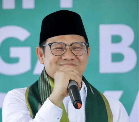 Ketua Umum PKB ini menerangkan safari politik ke kiai-kiai ini dilakukan untuk meluruskan label radikal yang disematkan pada sosok Anies Baswedan.