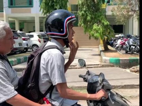 Viral Momen Mahasiswa Ajak Kakeknya ke Kampus, Alasannya Bikin Haru