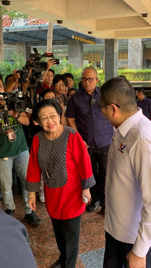 Megawati Datangi Rapat Tim Pemenangan Nasional Ganjar, Bahas Agenda Strategis