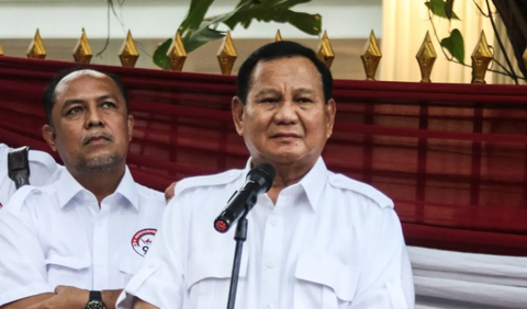 <br>Ali juga berbicara langsung dengan Prabowo mengenai masa depan. Dalam hal ini, ia sudah melupakan masa lalu atau peristiwa 1998.<br>