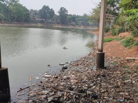 Danau Cinere Mengering akibat Kemarau Panjang, Begini Kondisinya