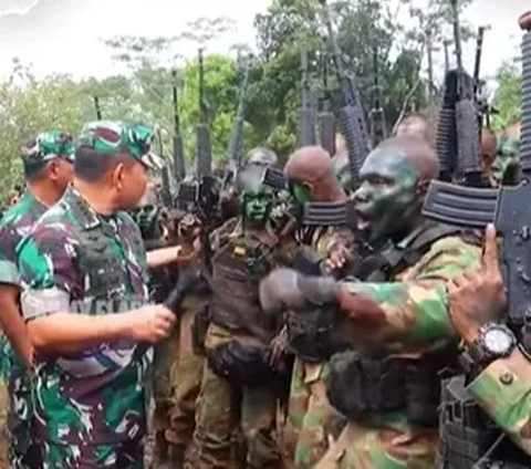 Prajurit Asal Papua Diminta Nyanyi Mars Siliwangi, Kasad Dudung 'Diosol-osol Naon Artina? Teu Nyaho Maneh'