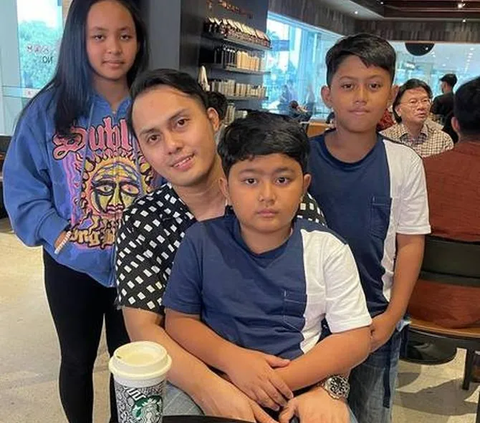 Foto Terbaru Falhan Abssar Anak Nassar dan Muzdalifah yang Ganteng Makin Mirip Sang Ayah