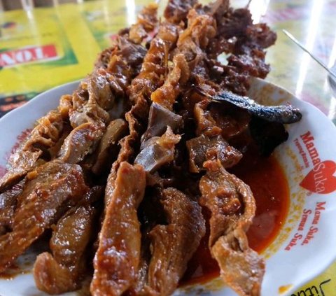 Mencicipi Lezatnya Sate Blengong, Kuliner Khas Brebes yang Terbuat dari Daging Itik