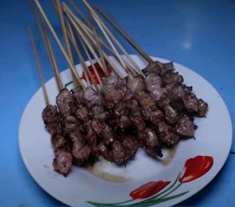 Mencicipi Lezatnya Sate Blengong, Kuliner Khas Brebes yang Terbuat dari Daging Itik