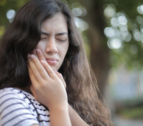 TMJ Disorder, Nyeri Pada Rahang yang Sering Diabaikan