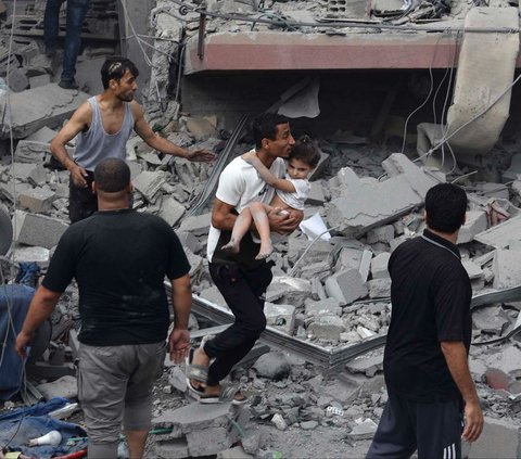 FOTO: Potret Pilu Ratusan Anak Palestina Tewas Saat Jalur Gaza Dibombardir Israel