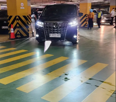 Hitung-hitungan Besaran Gaji Dibutuhkan untuk Membayar Cicilan Toyota Alphard Seperti Milik Syahrul Yasin Limpo