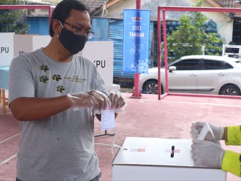 Pasang Logo Parpol di Spanduk Kegiatan Sekolah, Kepsek dapat Sanksi Disiplin Etik