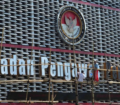 Pasang Logo Parpol di Spanduk Kegiatan Sekolah, Kepsek dapat Sanksi Disiplin Etik