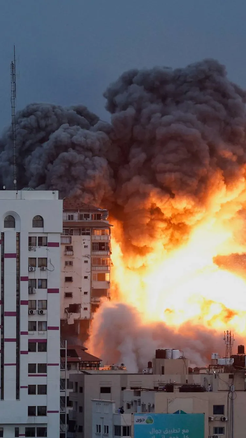 Hingga kini nasib sekitar 150 orang warga Israel yang diculik dan ditawan ke Jalur Gaza ketika terjadi serangan Hamas Sabtu lalu masih belum jelas.