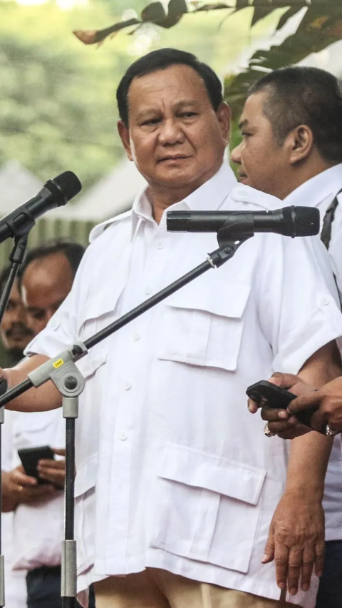 Yusril: Prabowo Konsultasikan Nama-Nama Cawapresnya dengan 'Pak Lurah'