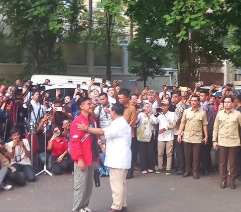 Istimewanya Prabowo Sambut Kaesang di Kertanegara