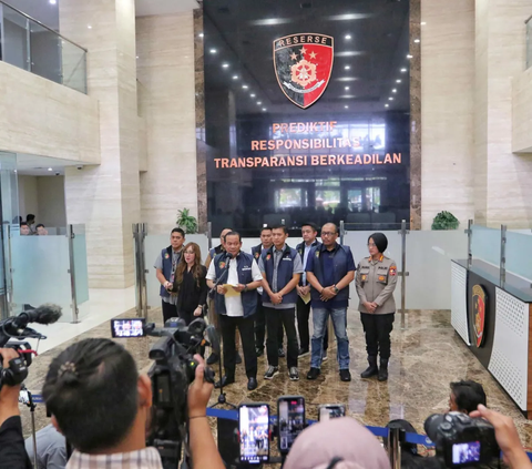 Satgas Anti Mafia Bola menetapkan dua orang tersangka baru dalam kasus match fixing sepak bola Indonesia. Penetapan  tersebut merupakan hasil perkembangan atas laporan polisi nomor LP/A/151/2023 yang sebelumnya sudah diselidiki sejak 2018 lalu.