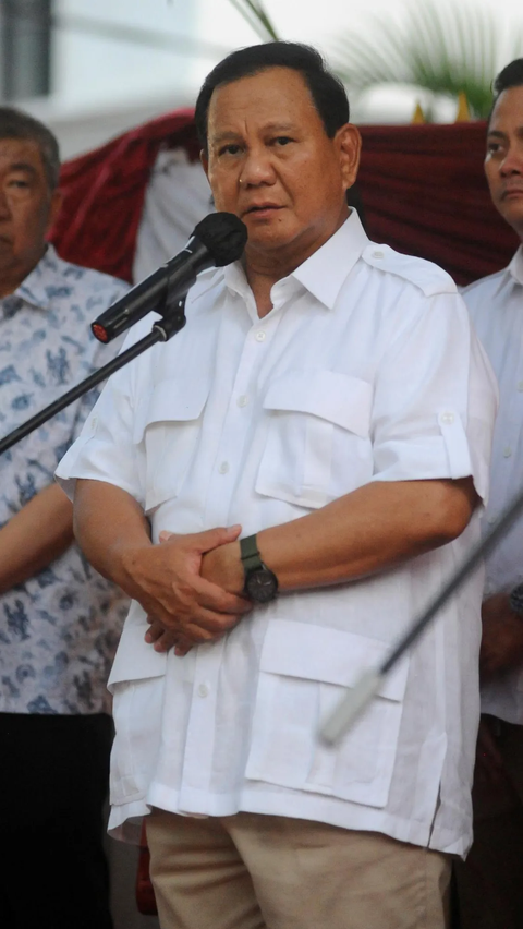 Selain itu, selepas melakukan pertemuan, Prabowo sempat mengungkapkan suasana perbincangan dengan Kaesang. Ia mengungkap sersan alias serius dan santai.