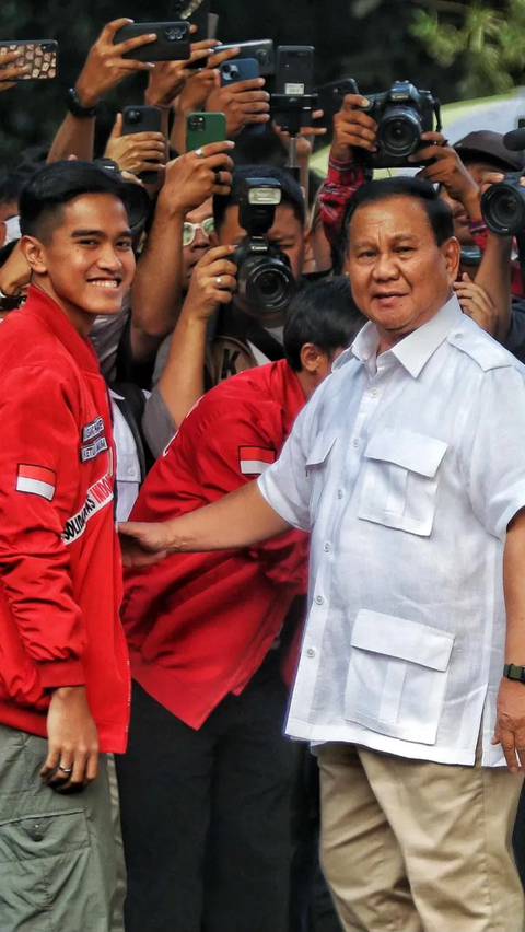 Kaesang Terharu Disambut Istimewa saat Temui Prabowo<br>