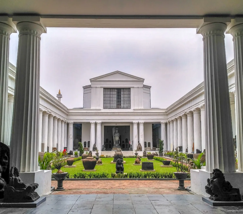 3. Museum Nasional Indonesia