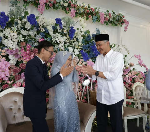 Momen Ganjar Tiba-Tiba Datang ke Pernikahan Warga Tasikmalaya