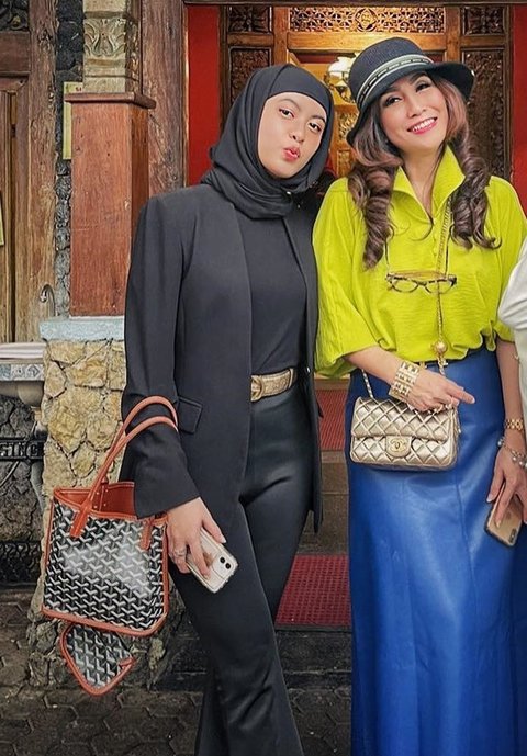 Tak Kalah Cantik Dari Sang Mama