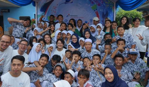 Tidak hanya di SDS Mutiara 02, PIS juga memberikan bantuan kepada sekolah lain, yaitu SDN Petojo Utara 01 Jakarta Pusat, SDN Wilulang Kota Cilegon, dan SDS Miftahul Falah Garut.