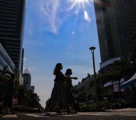 Jangan Minum Minuman Manis, Ini Cara Hilangkan Dehidrasi Paling Baik