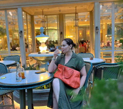 Potret Terbaru Catherine Wilson Duduk Manis di Restoran, Netizen 'You Are Not Alone'