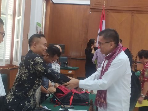 Hinca Panjaitan Akui Terima Uang Duka dari Eks Bupati Mamberamo Tengah