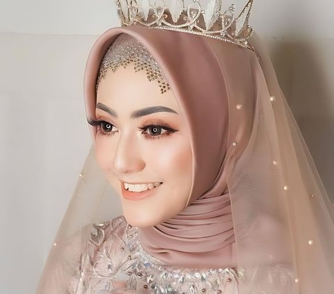 Already Beautiful to the Maximum and Dazzling, This Minang Bride's Makeup is Actually Protested by Her Husband, the Reason is Truly Unexpected