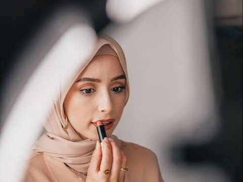 Already Beautiful to the Maximum and Dazzling, This Minang Bride's Makeup is Actually Protested by Her Husband, the Reason is Truly Unexpected